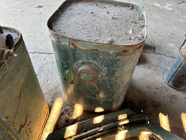 miscellaneous-oliver-tractor-parts-image-12