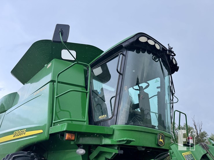 2006-john-deere-9760-sts-image-16