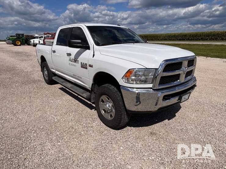 2016-dodge-ram-2500-image-1
