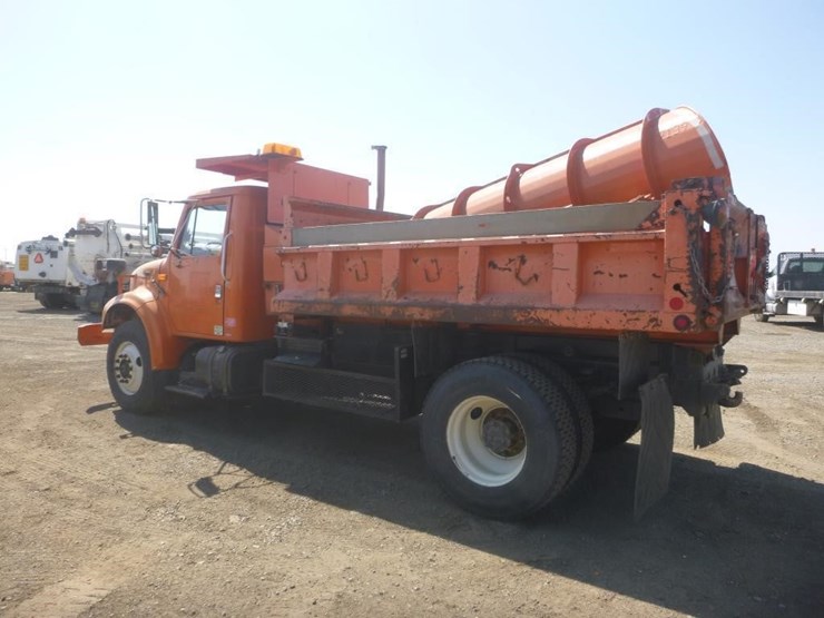 2001-international-4900-image-4