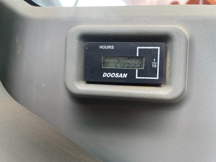 #2052-•-doosan-dx140llr-excavator-(cambridge,-mn)-image-48