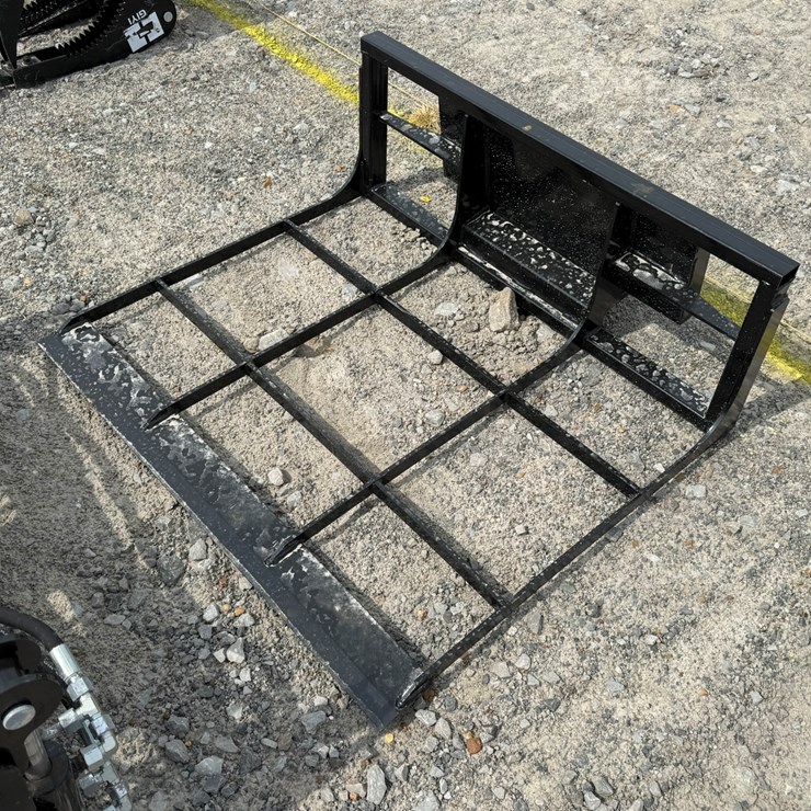 #230 • #26296 • Unused GIYI Mini Skid Steer Land Leveler PDQ2507179