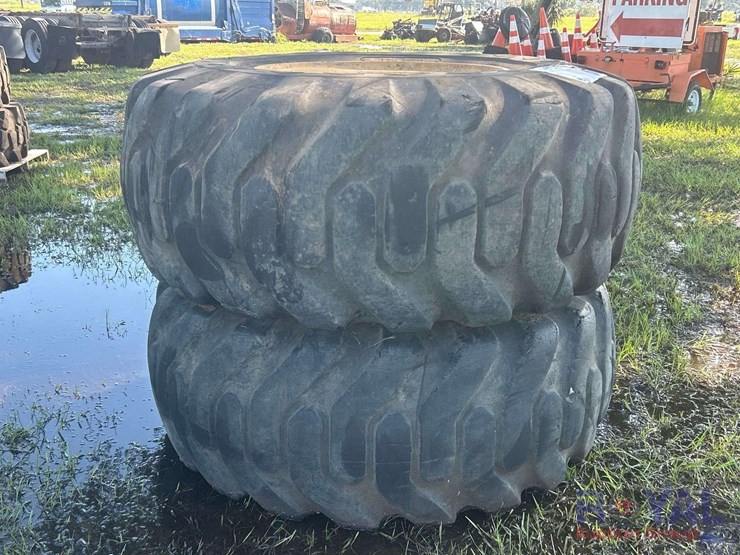 lot-of-2-caterpillar-loader-tires-image-2