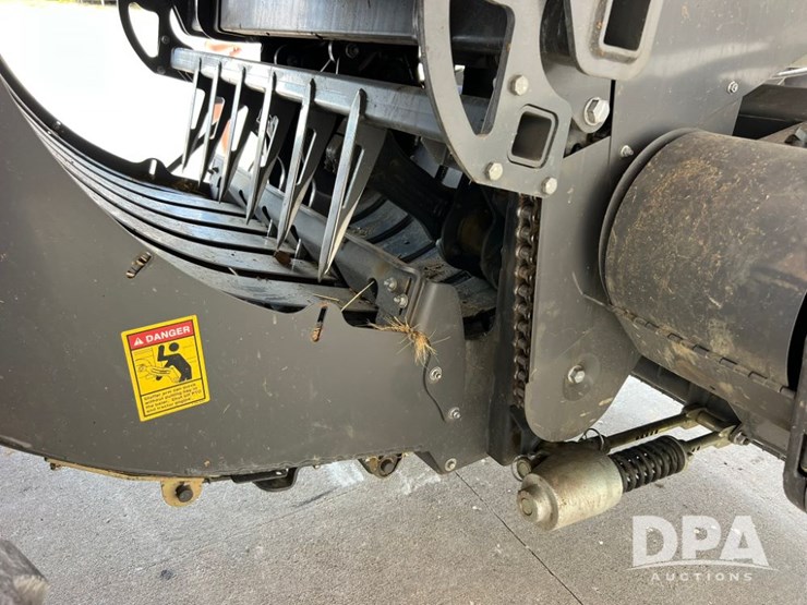 2017-massey-ferguson-2270-image-33