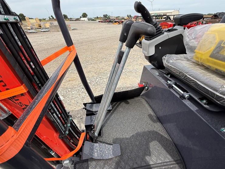 #220-•-#26485-•-unused-cfg-mx15rx-mini-excavator-image-13