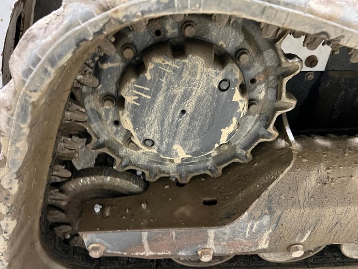 2021-bobcat-t770-image-18