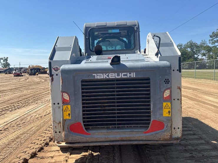 2022-takeuchi-tl12r2-image-7