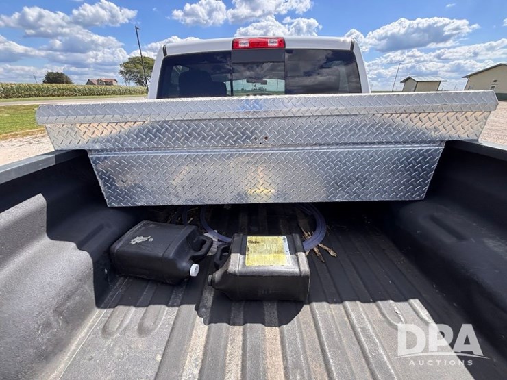2016-dodge-ram-2500-image-37