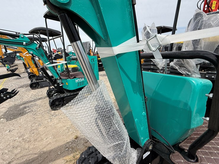 #220-•-#26495-•-unused-cfg-qh12rqh12r-mini-excavator-qh12r202507030543-image-10