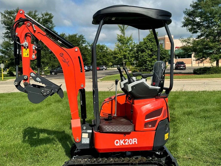 2025-industrial-qk20r-mini-excavator-...-unused-image-11