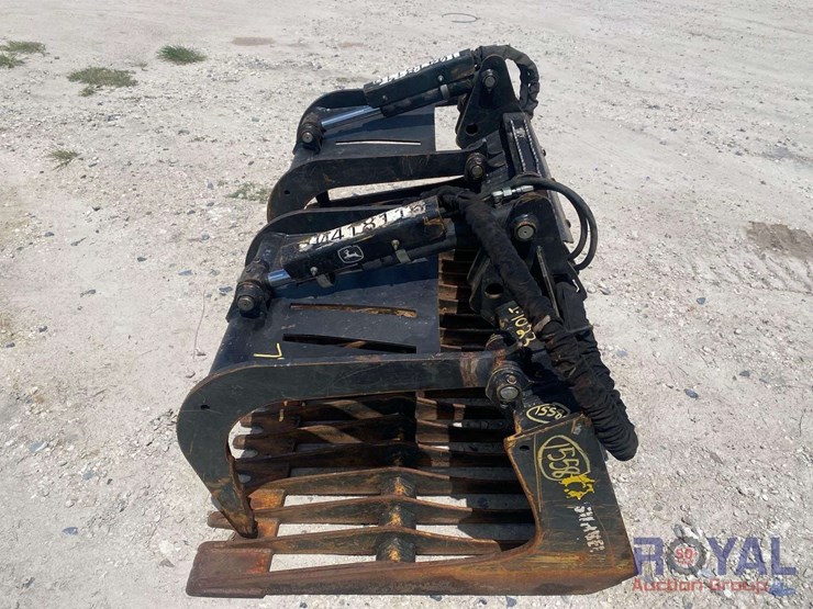 john-deere-gr72b-72in-dual-cylinder-grapple-bucket-skid-steer-attachment-image-7