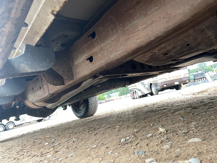 2019-chevrolet-silverado-3500-image-9