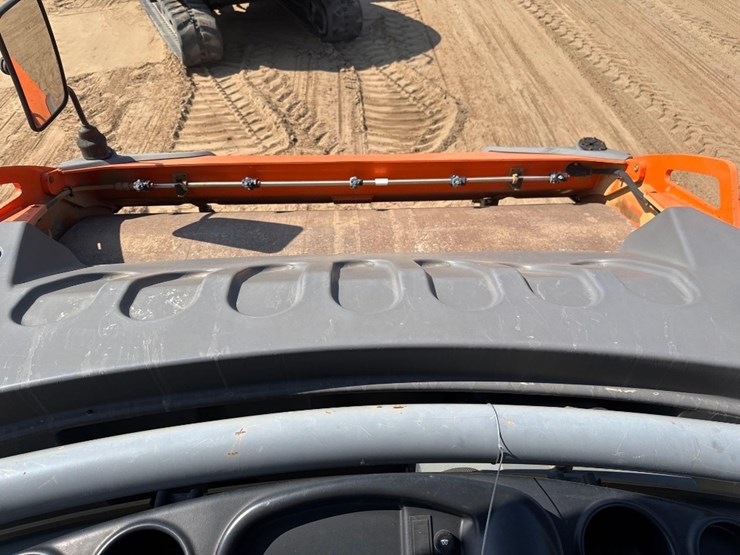 2016-hamm-hd+-120i-smooth-double-drum-roller-image-28