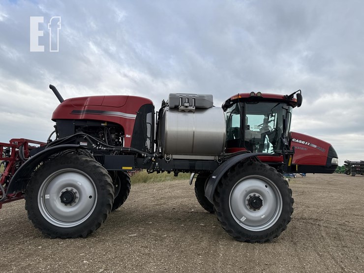 2020-case-ih-patriot-4440-image-13
