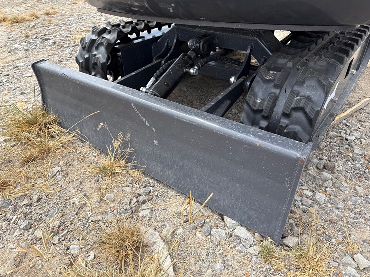 #220-•-#26493-•-unused-cfg-qk18r-mini-excavator-image-18