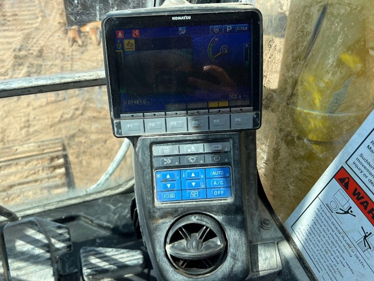 2023-komatsu-pc360-lc-11-image-44