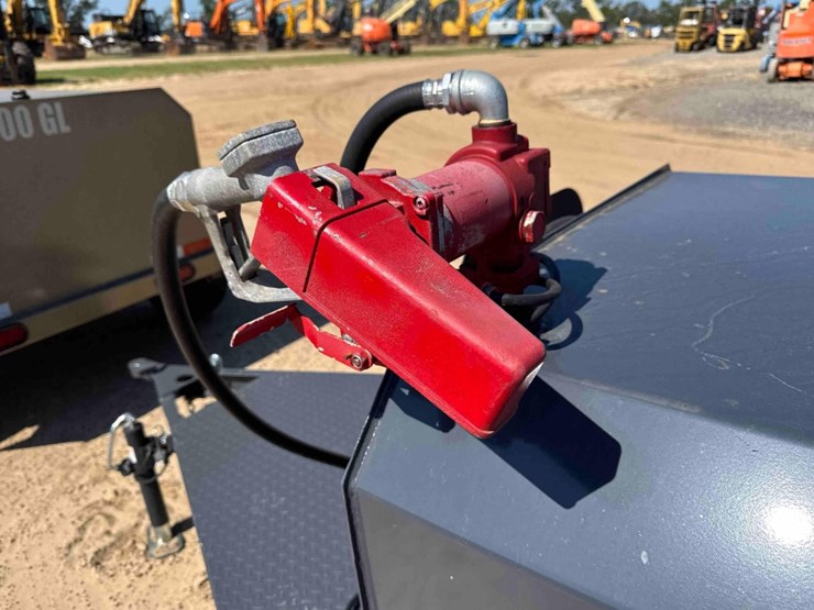 300-gallon-portable-fuel-tank-image-8