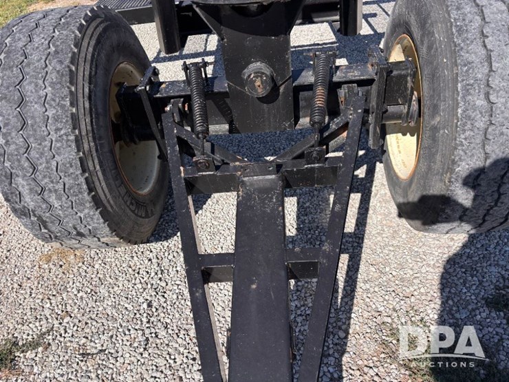 yetter-heavy-duty-running-gear-(gp11376,-unit-110583)-image-17