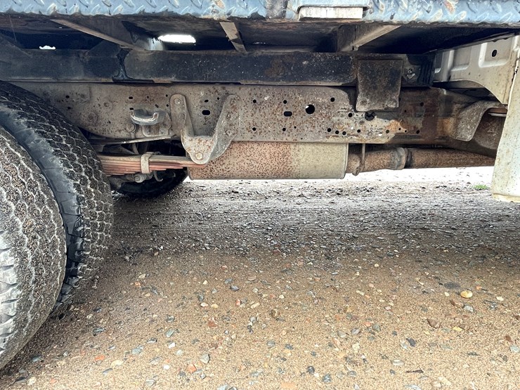 2005-ford-f350-image-13