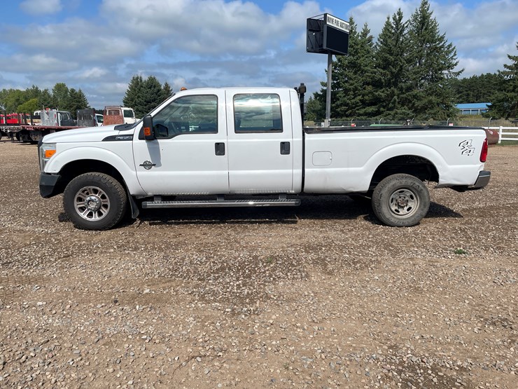 #2135-•-2015-ford-f350-pickup-truck-(has-mn-title)-image-2