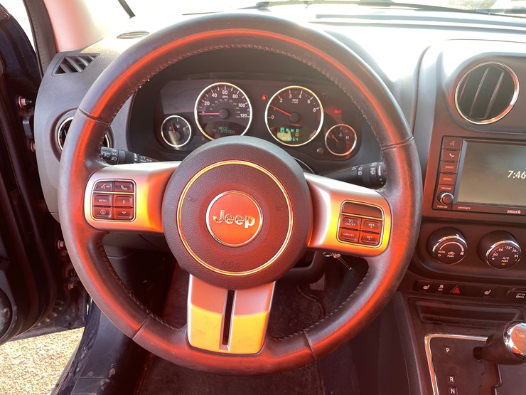 2012-jeep-compass-image-22