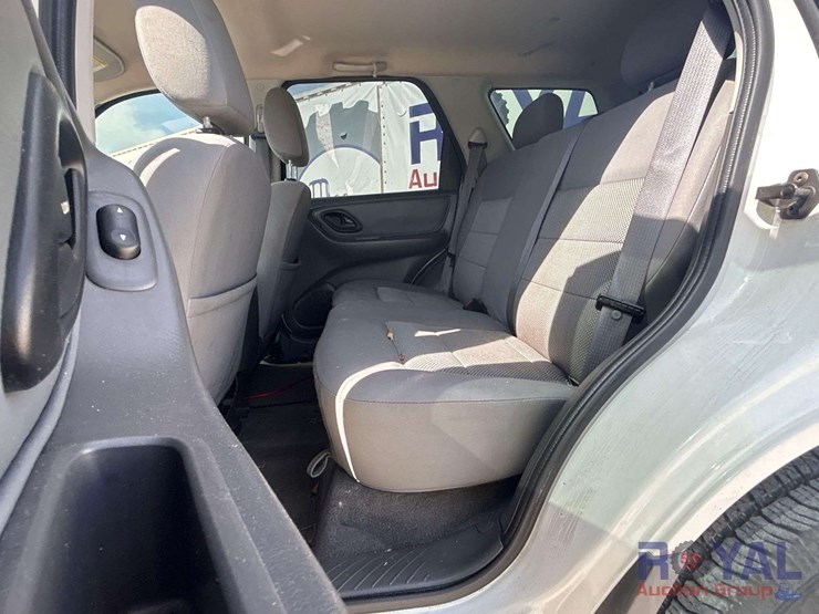 2007-ford-escape-image-18