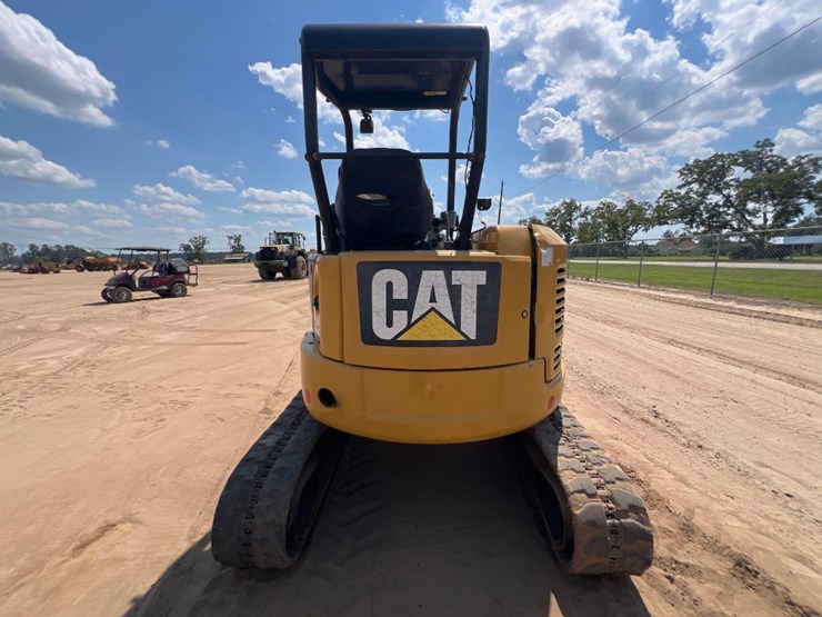 2016-caterpillar-303.5e2-cr-image-3