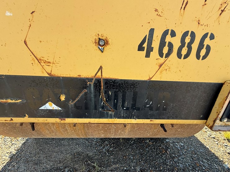 caterpillar-cb-434-image-8