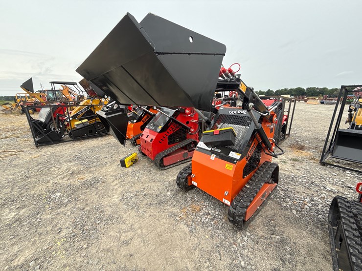 #220-•-#27013-•-unused-sdlool-sl36c-mini-excavator-image-1