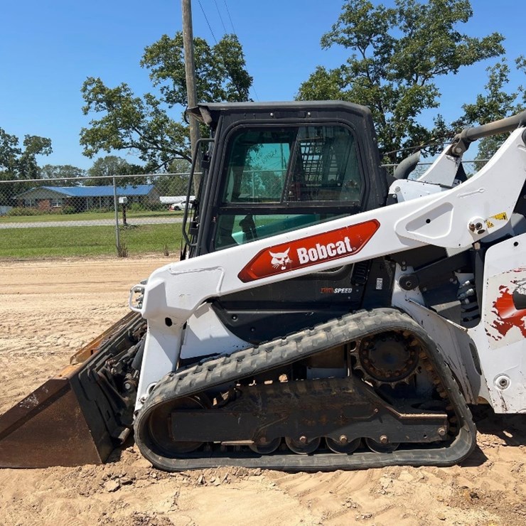 2021 BOBCAT T66