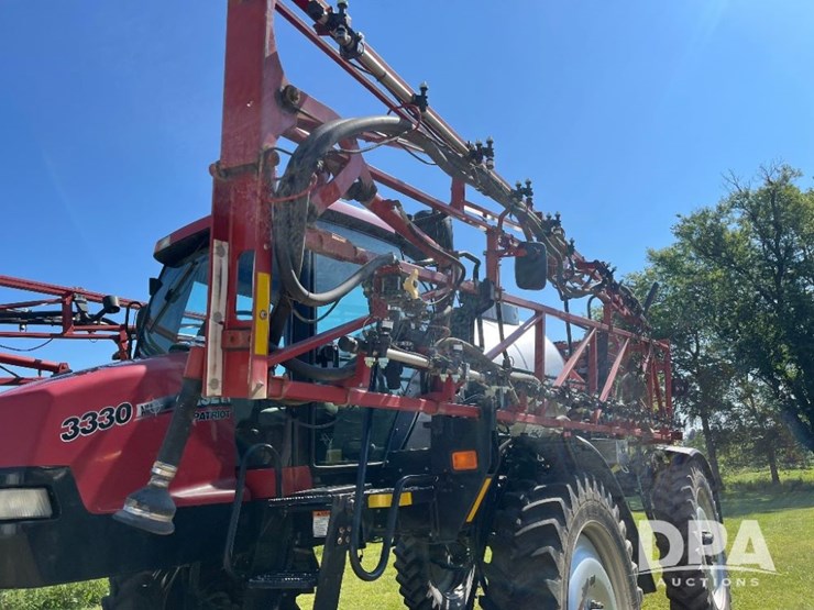 2011-case-ih-patriot-3330-image-57