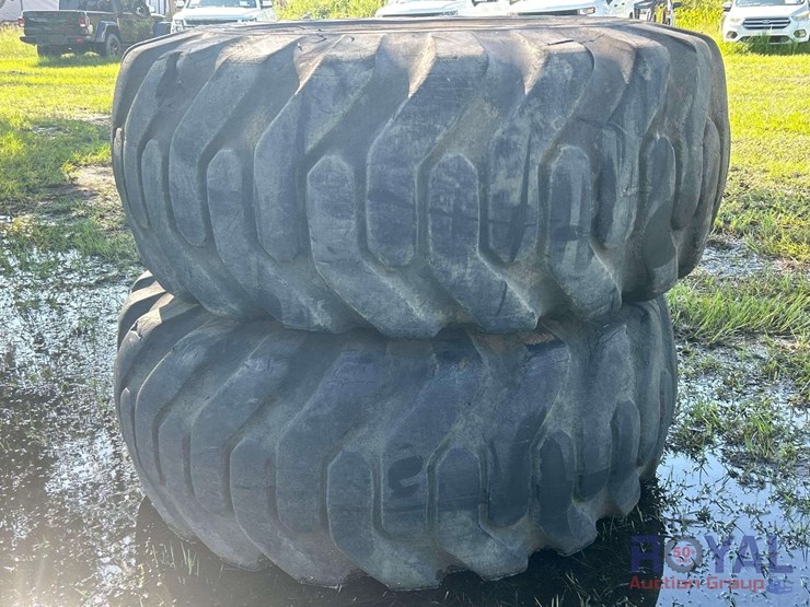 lot-of-2-caterpillar-loader-tires-image-3