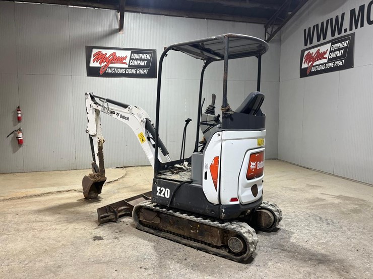 2016-bobcat-e20-image-4