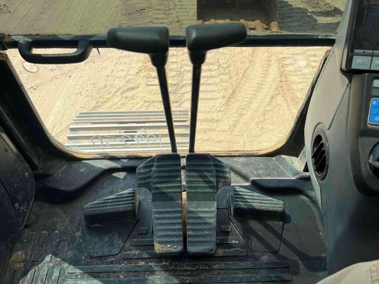 2018-komatsu-pc360-lc-11-image-38