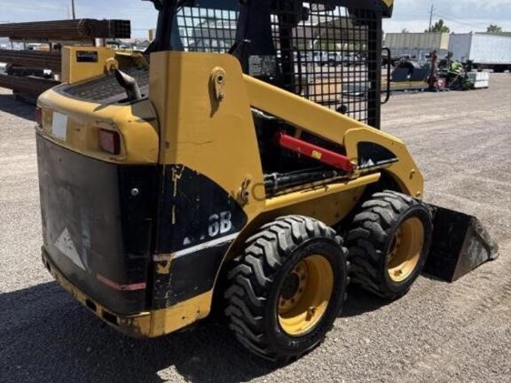 caterpillar-216b-image-6