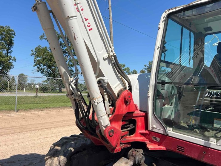 2019-takeuchi-tb290-image-11
