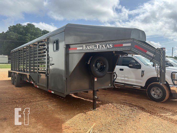 2025-east-texas-trailers-28-ft-image-2