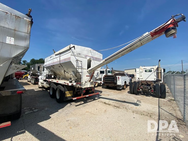 2005-freightliner-dry-tender-truck-(pz13841,-unit-28072)-image-6