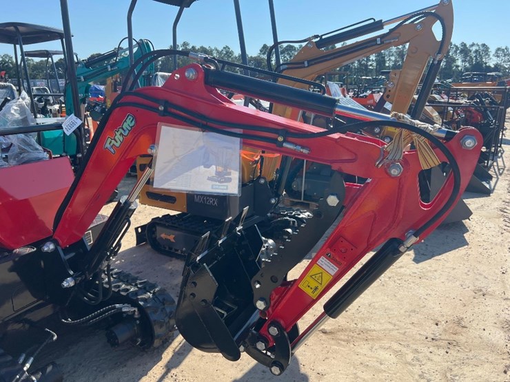 unused-future-ft13j-excavator-image-12