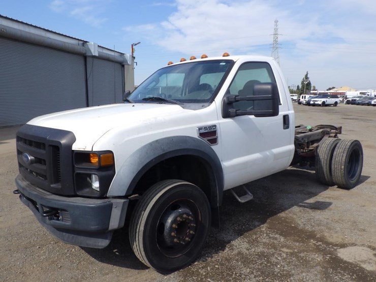2008-ford-f550-image-1
