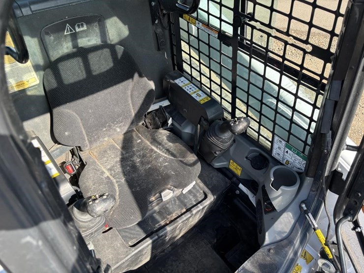 2024-bobcat-t770-image-20