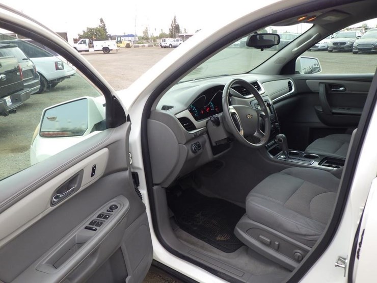 2014-chevrolet-traverse-image-5