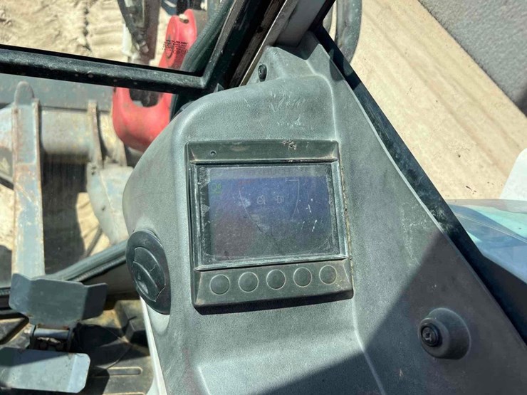 2019-takeuchi-tb290-image-28