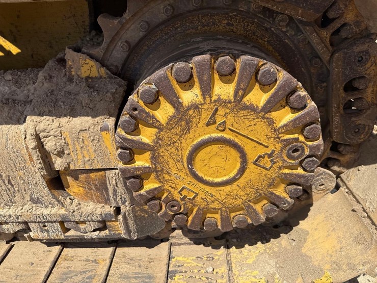 2012-caterpillar-d5k2-lgp-image-10