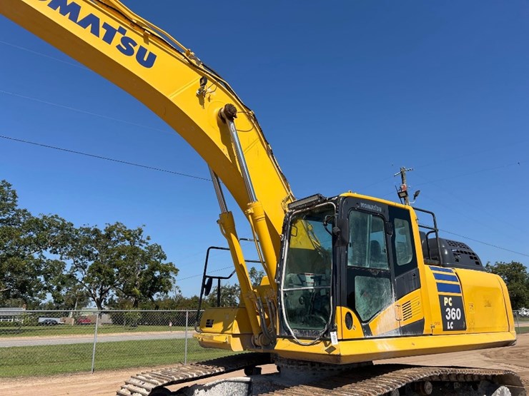 2023-komatsu-pc360-lc-11-image-24