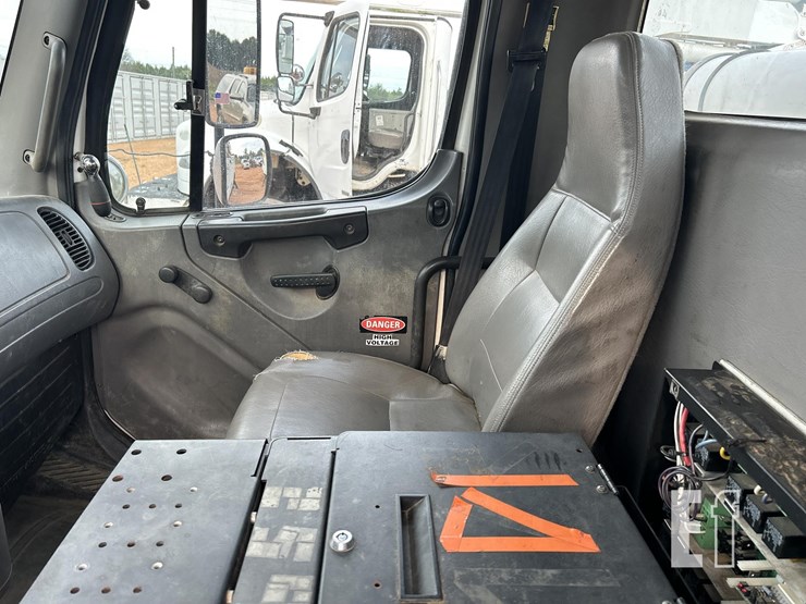 2007-caterpillar-c7-image-16