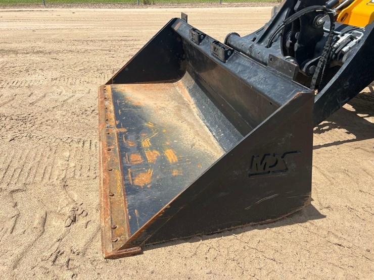 jcb-409-image-9