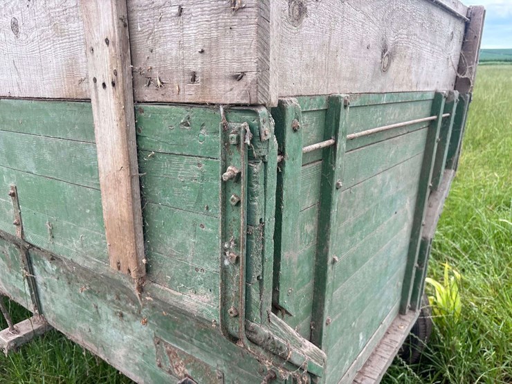 john-deere-flare-box-and-running-gear-image-58