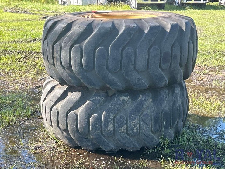 lot-of-2-caterpillar-loader-tires-image-7
