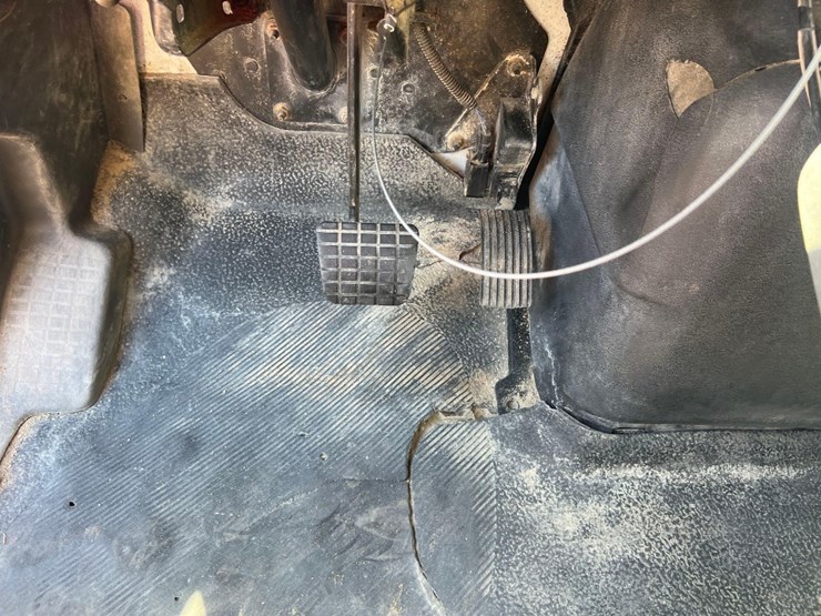 2012-international-durastar-4400-image-35
